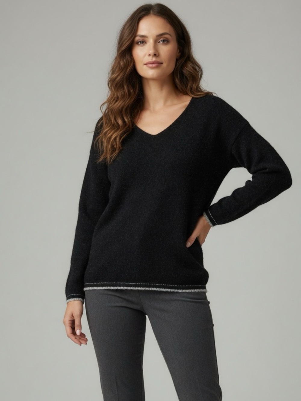 100% Baby Alpaca Heather Black Long Sleeve Sweater V-Neck Oversized Small